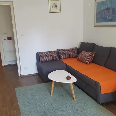 Helio Apartment